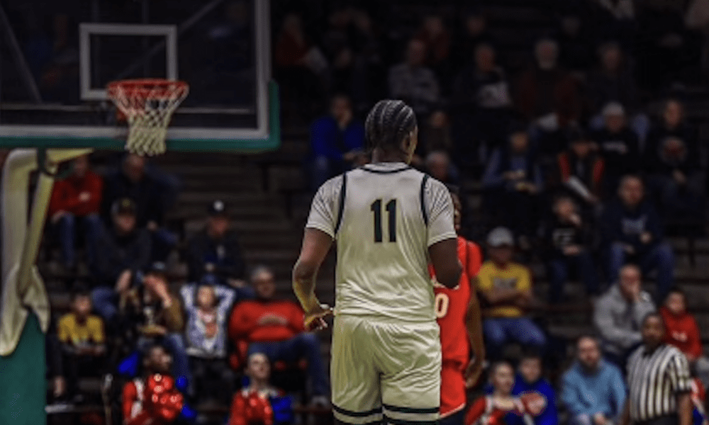 Duquesne basketball was scheduled to host Dezmon Briscoe for an official visit this past weekend. Now, they have agreed to change the date.